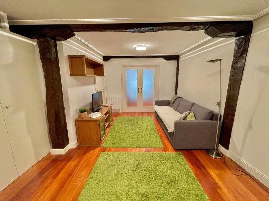 Andra Mari Etxea Apartamento En Parte Antigua بيرميو المظهر الخارجي الصورة